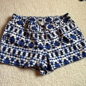 Jcrew ikat shorts with elastic waistband, size 6
